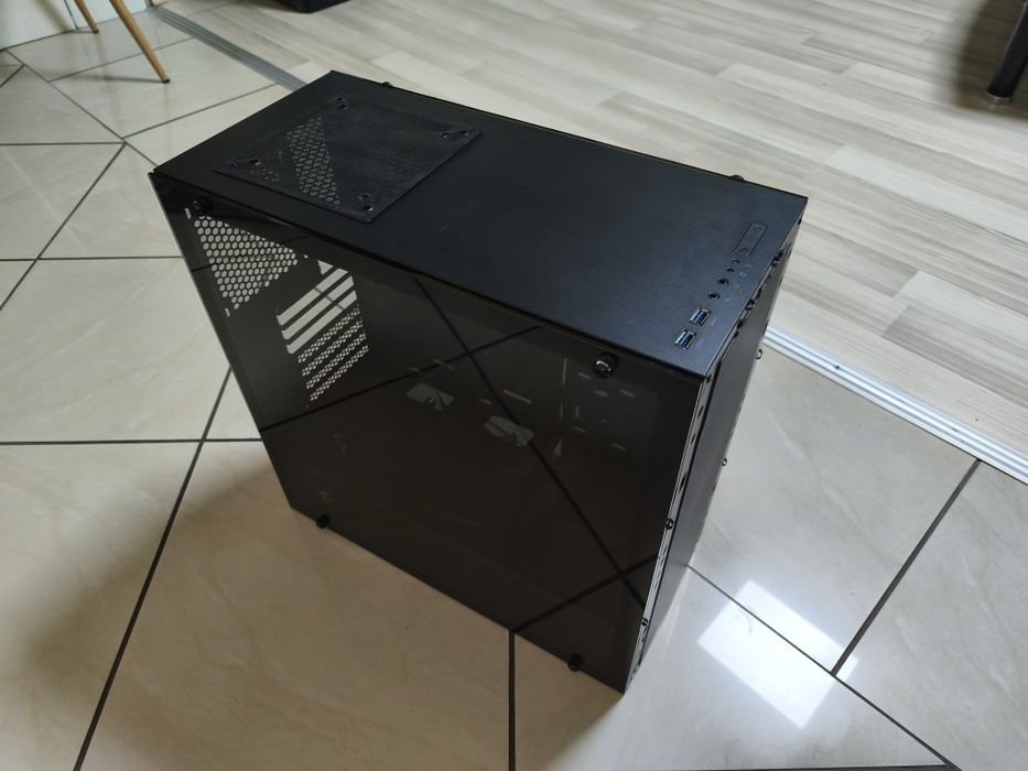 Carcasa pc thermaltake view cu sticla securizata