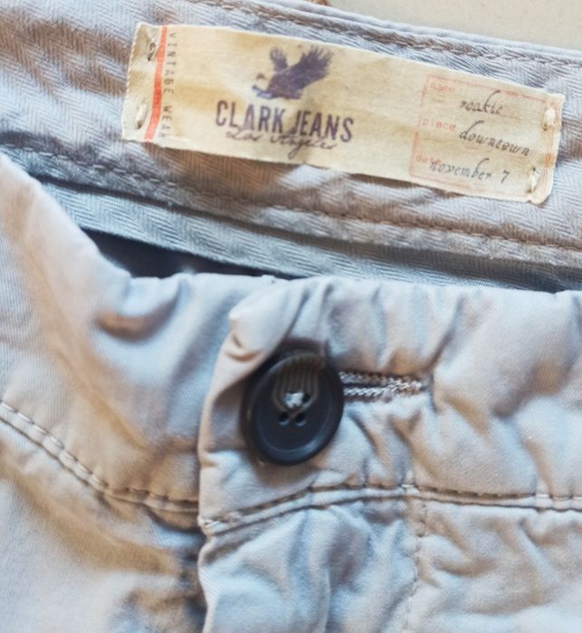 Pantaloni de firma pentru barbati si bluza pentru adolescente