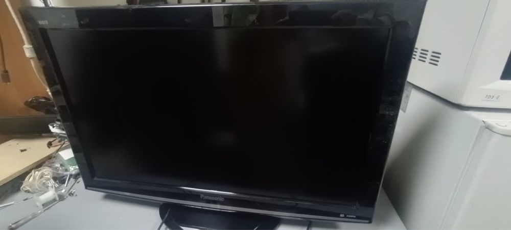 Телевизор  на запчасти
