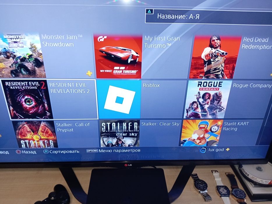 Продам Playstation 4 slim 1 tb