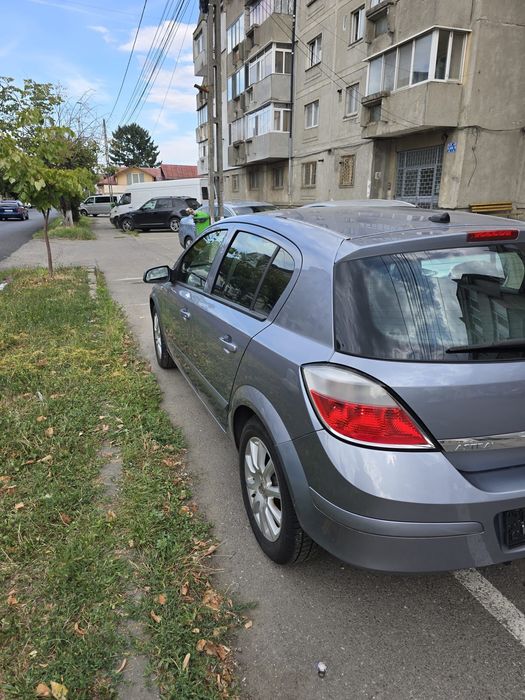 Opel astra h 1.6 116 cp