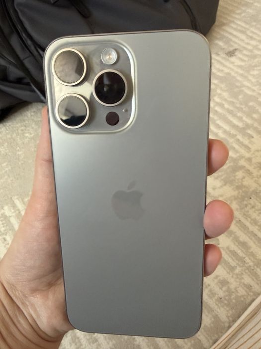 Продам iPhone 15 Pro Max 256gb