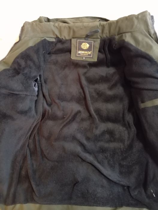 Продам куртки для мальчика