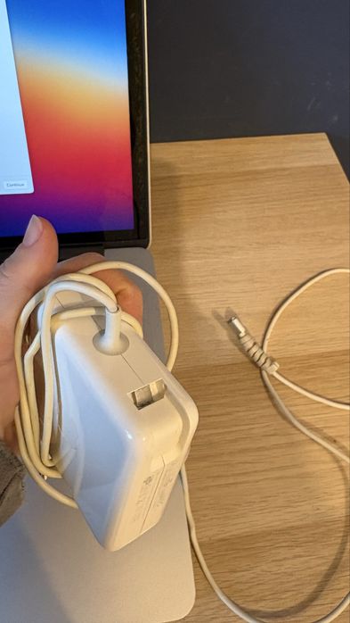 Apple MacBook Pro (Retina, 15-inch, Mid 2015)