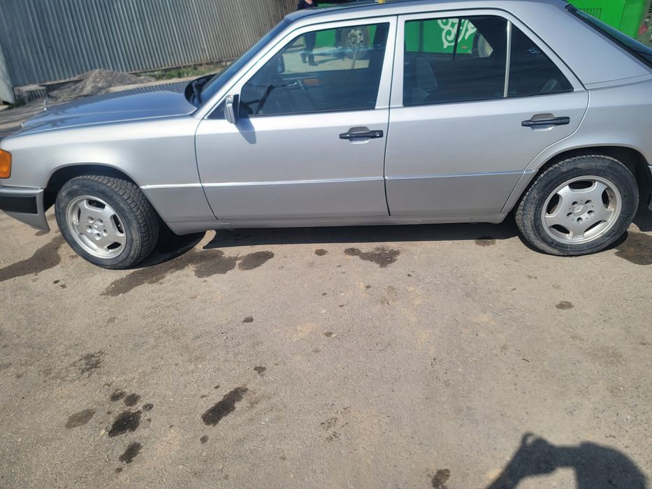 Мерседес w124 2.3 автомат