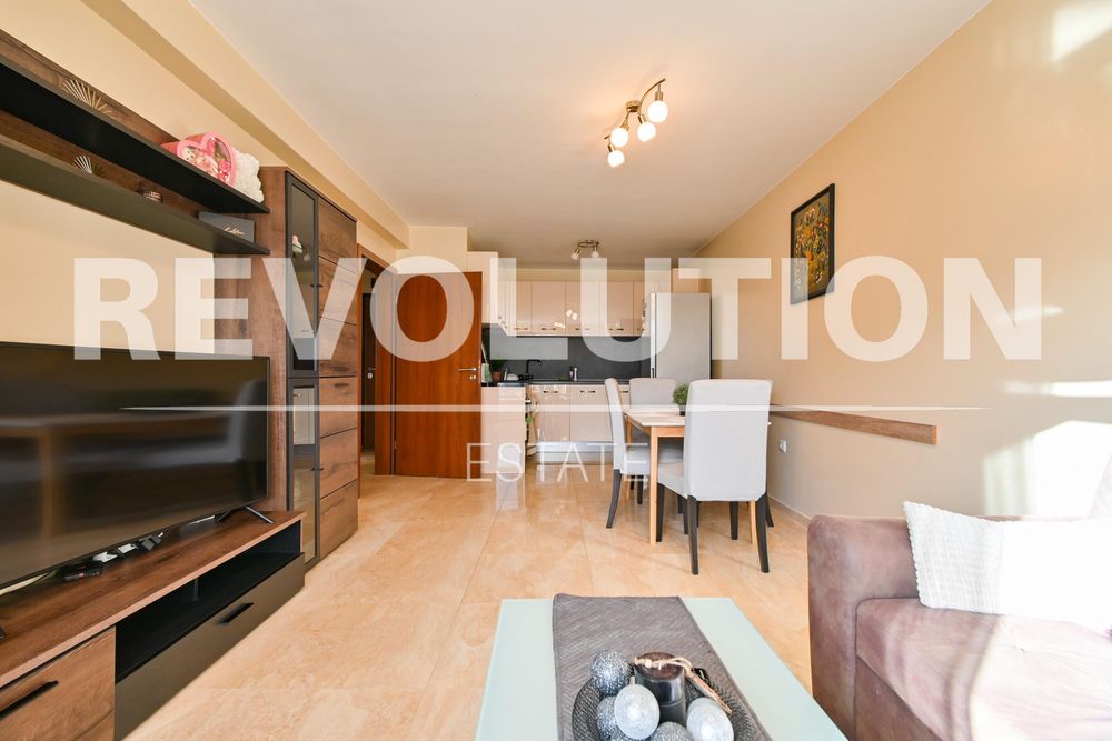 Дава се под наем Двустаен апартамент в София, Студентски град - 65 кв.м за 747.66 € - Снимка #2