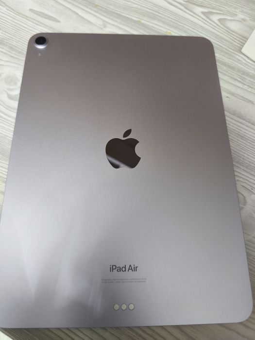Продам iPad Air 11 inch 128Gb.