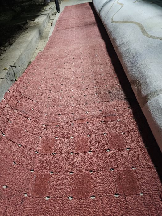 Срочно продам кавролан в идеальном состояни около  16-20 квадрат метр