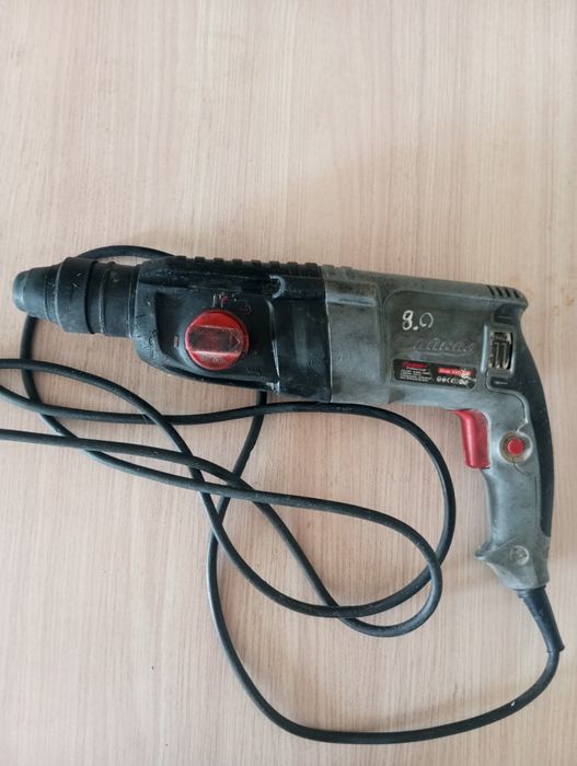 Продам Перфоратор бу