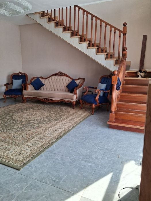 Продаётся двухэтажный дом 220 м²