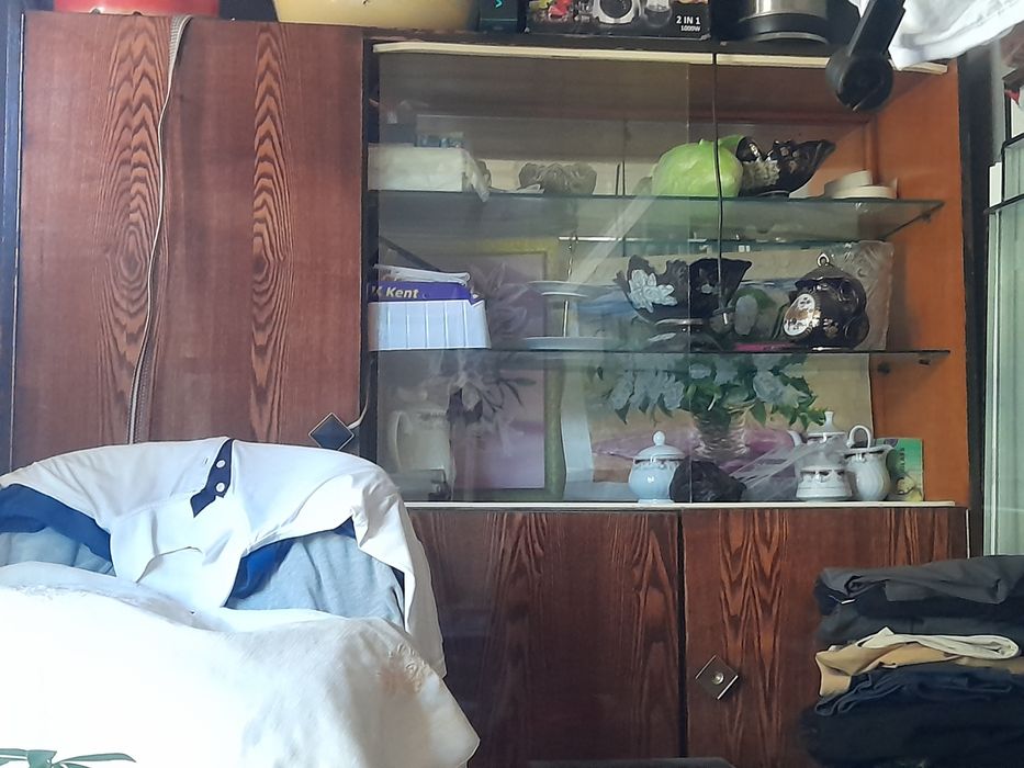 Шкаф продам пустым