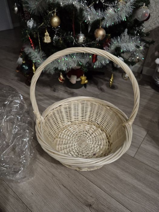 Корзины подарочные. Новые. 7 шт.