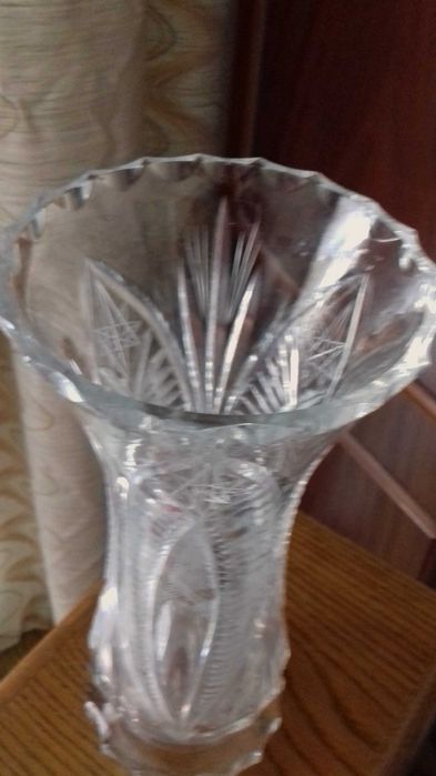 Кристална ваза (олово-кристал)