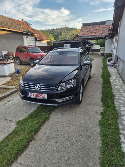 Vand vw passat alltrack impecabil 2013 RAR FACUT.