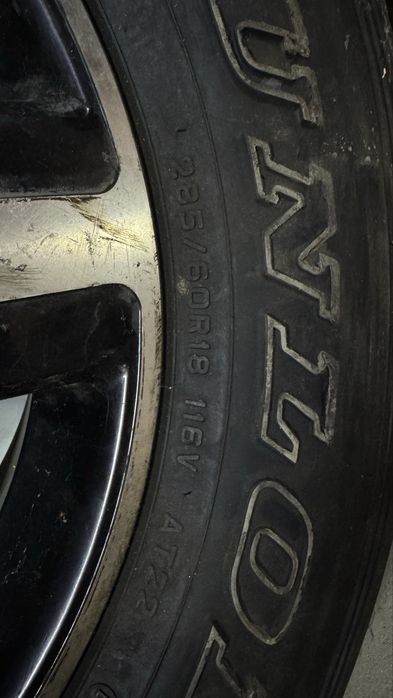 Продам диск с резиной R18