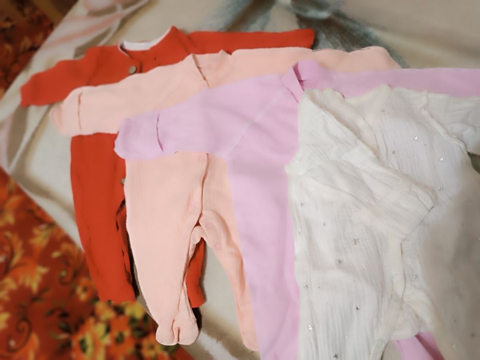 Одежда на выписку девочки, мальчику