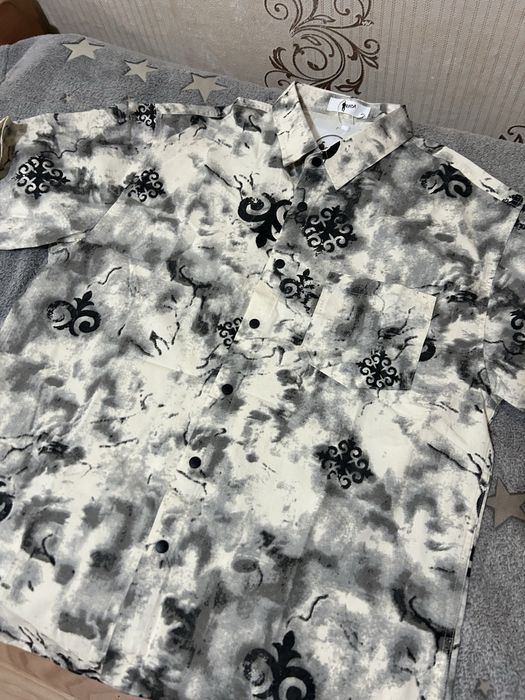 Белая этно рубашка на застежках