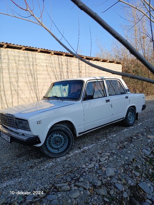 Moshina holati zoʻr,noldan qip terilgan