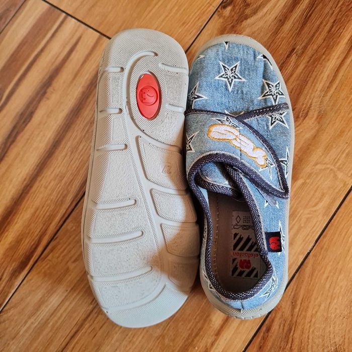 Papuci de casa/gradinita/ interior marime 24-25-27