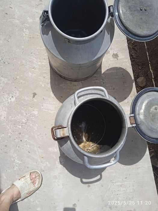 Екі фляга сатылады 11 мың теңге