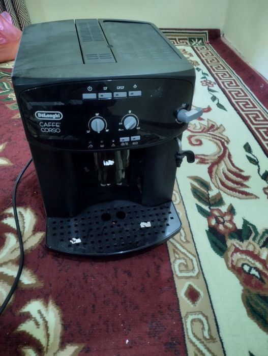 Кофемашина Delonhi