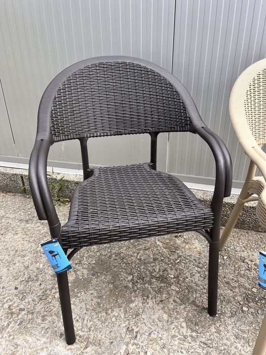 Стол ратан Лотус Градински стол пластмасов