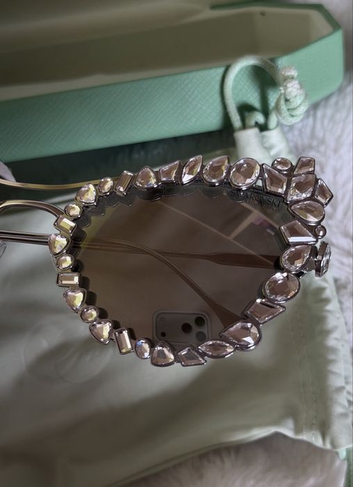 Оригинални слънчеви очила Swarovski  – Чисто нови | Пълен комплект