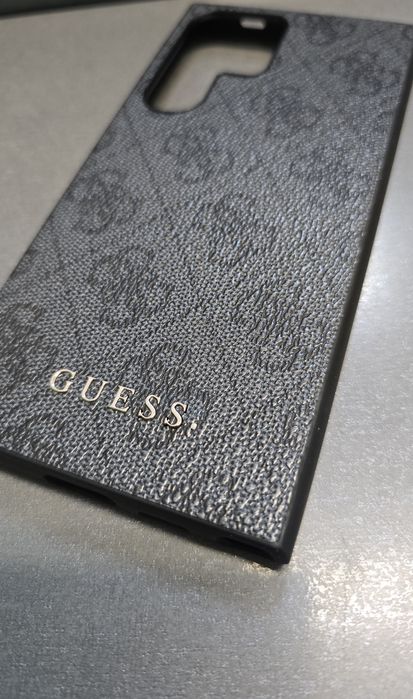 Силикон Guess за Samsung Galaxy S24 Ultra Гръб с кожен дизайн