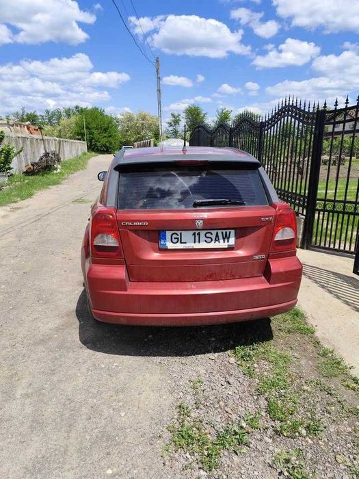 Vând Dodge caliber 1500e neg