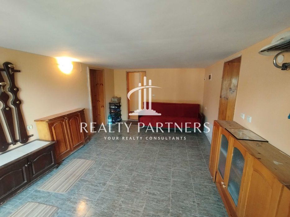 Продава се Къща в Брезник - 190 кв.м за 632 €/кв.м - Снимка #3