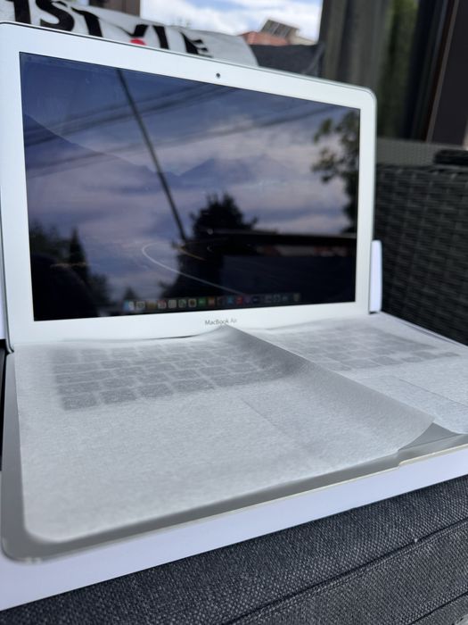 Macbook Air 13 inch - 128GB / Silver