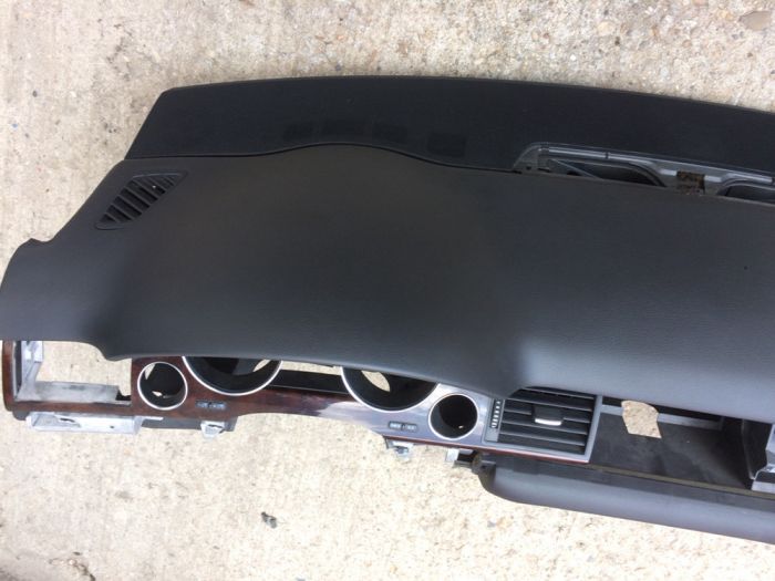 Plansa bord audi a8