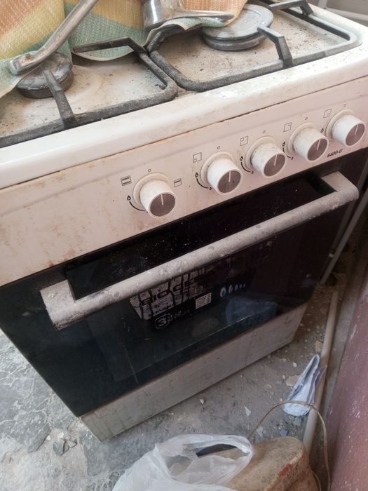 Газовая плита шиваки пол года пользовались в отличном состояние