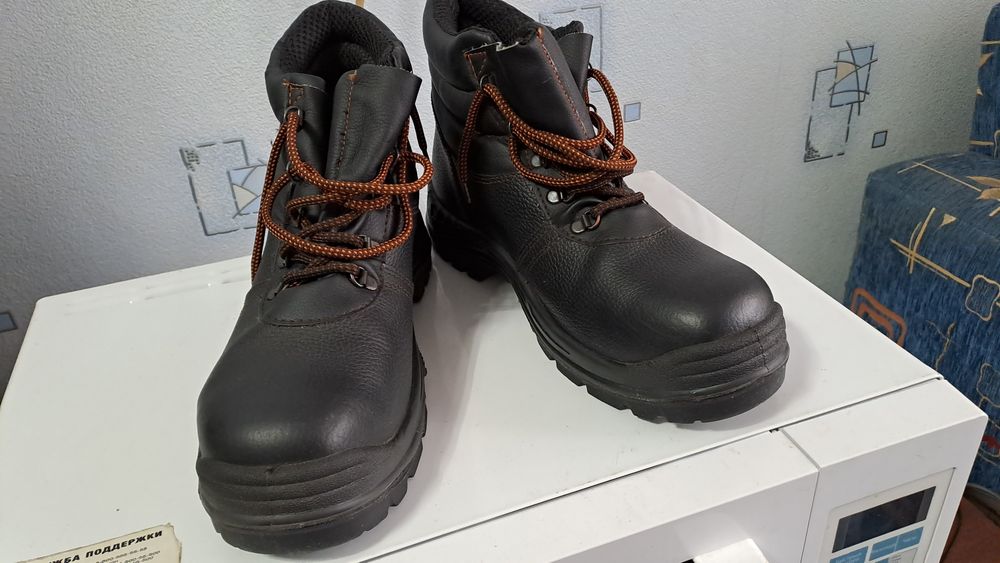 Ботинки рабочие 44 размер