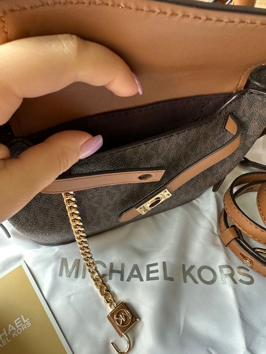 Michael Kors чанта