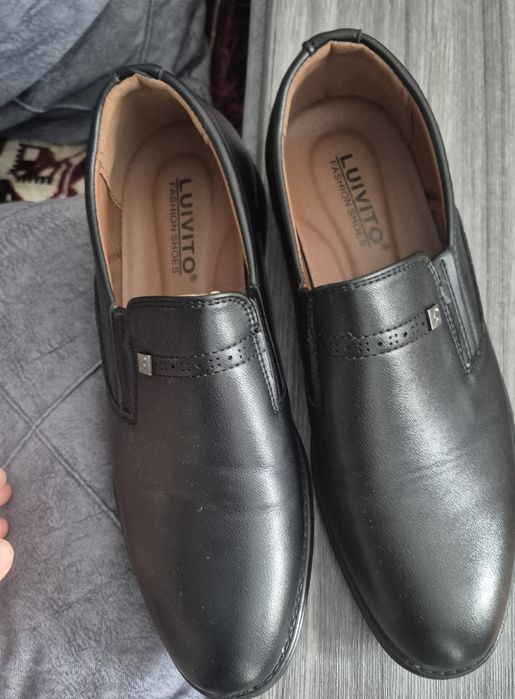 Продам туфли 2000