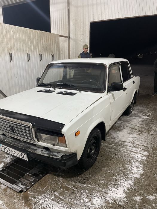 Продам ваз 2107