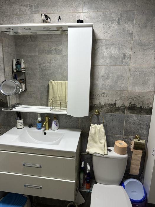 Inchiriez ap 3 camere