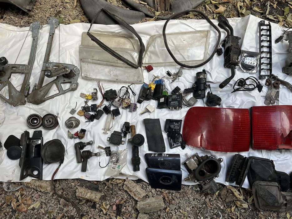 На АУДИ А6С4 по мелочи