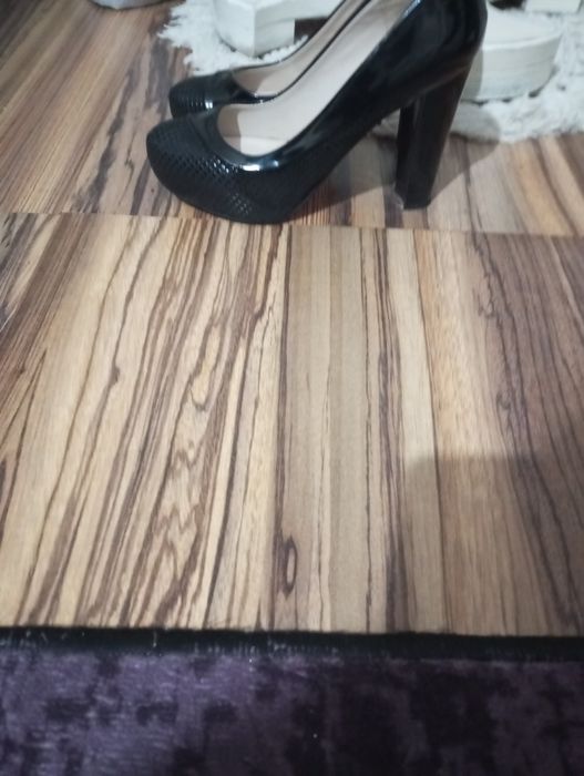 Елегантна дълга рокля