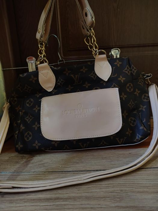Geanta Louis Vuitton damă