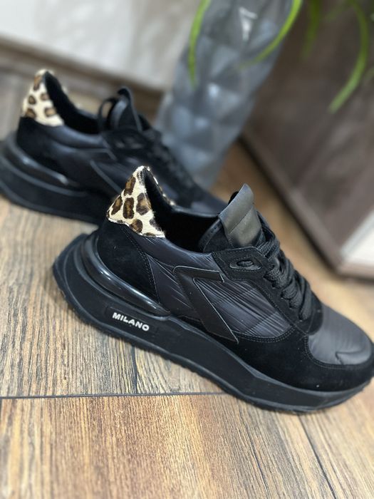 Дамски обувки / маратонки Sara Pen