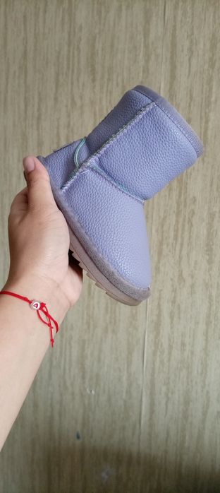 Продам сапоги для девочек