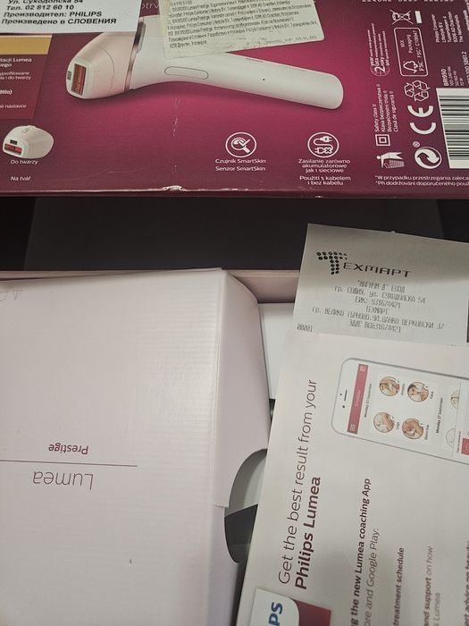 Фотоепилатор Philips Lumea Bri950