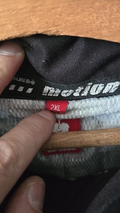 Strauss engelbert, Snickers