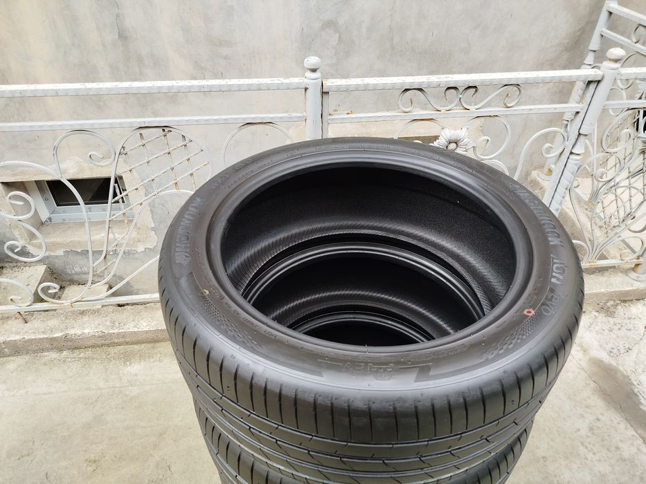 245 45 R19 Shina Hankook ion Evo