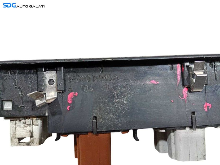 Panou Consola Comanda Buton Butoane Geamuri Renault Laguna 2 2001 - 2007 Cod 8200018985A [LR0866]