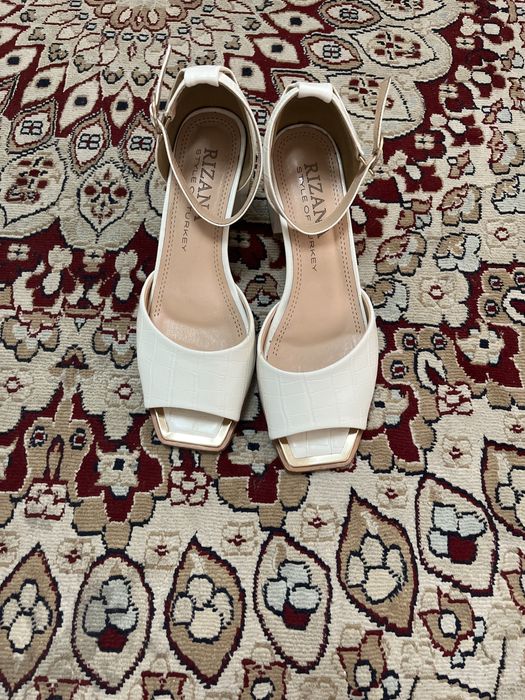 Туфли на не высокои подошвой