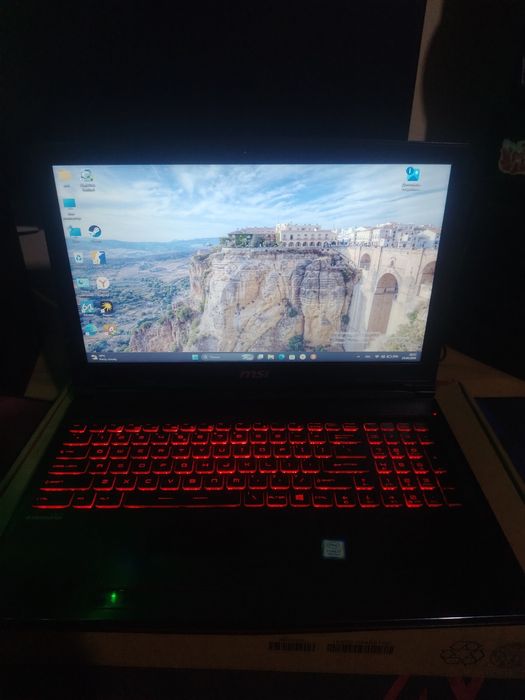 Игровой Ноутбук MSI Asus i7-8750, GTX 1050ti