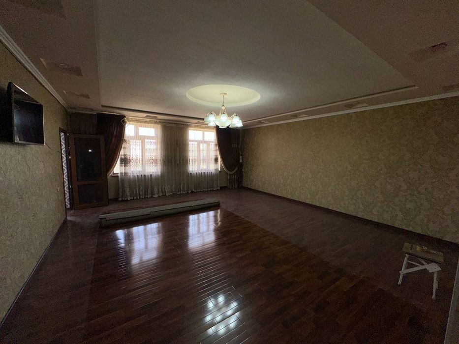 Срочно продаётся 5х-комнатная дуплекс квартира